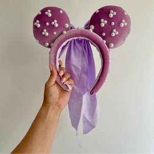 Gleam and Glimmer Co Put a Bow on It Purple Padded Ears
